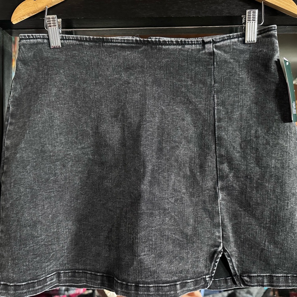 Wild Fable Black Mini Pencil Skirt with Slit